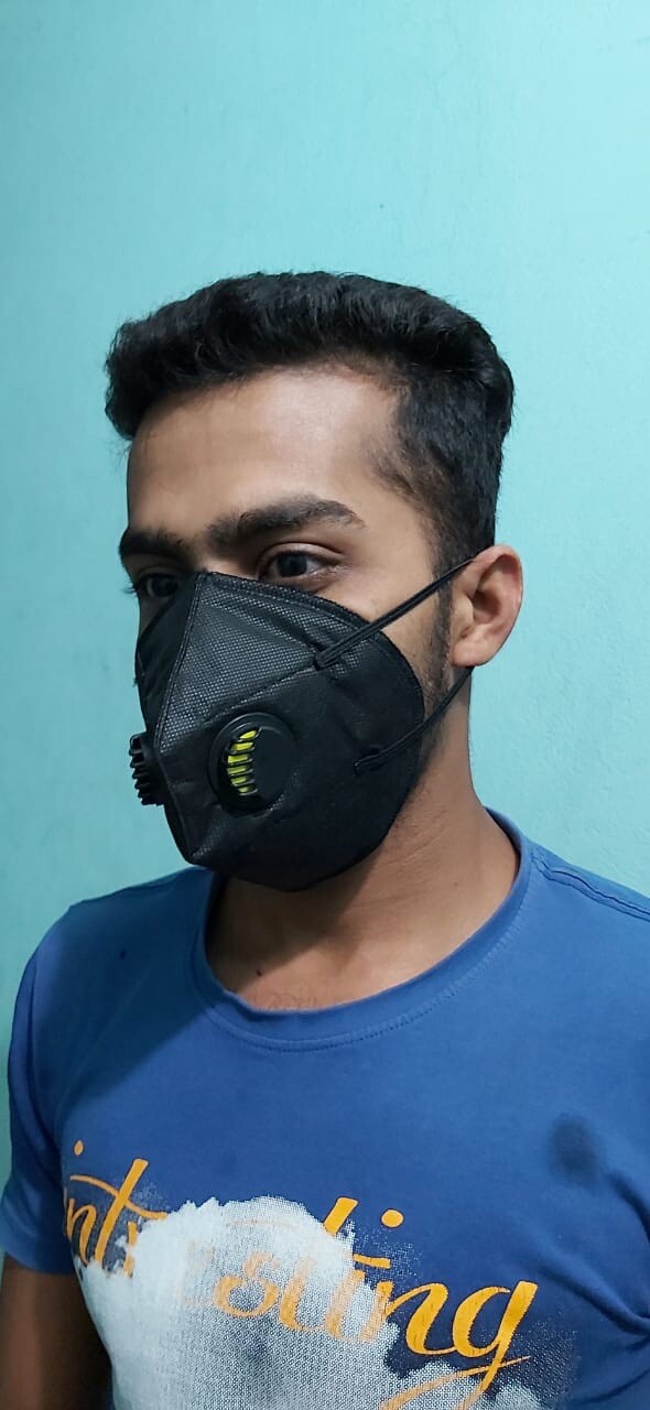 BLACK FACE MASK WITH DOUBLE RESPIRATOR VALVE HAND WASHABLE !