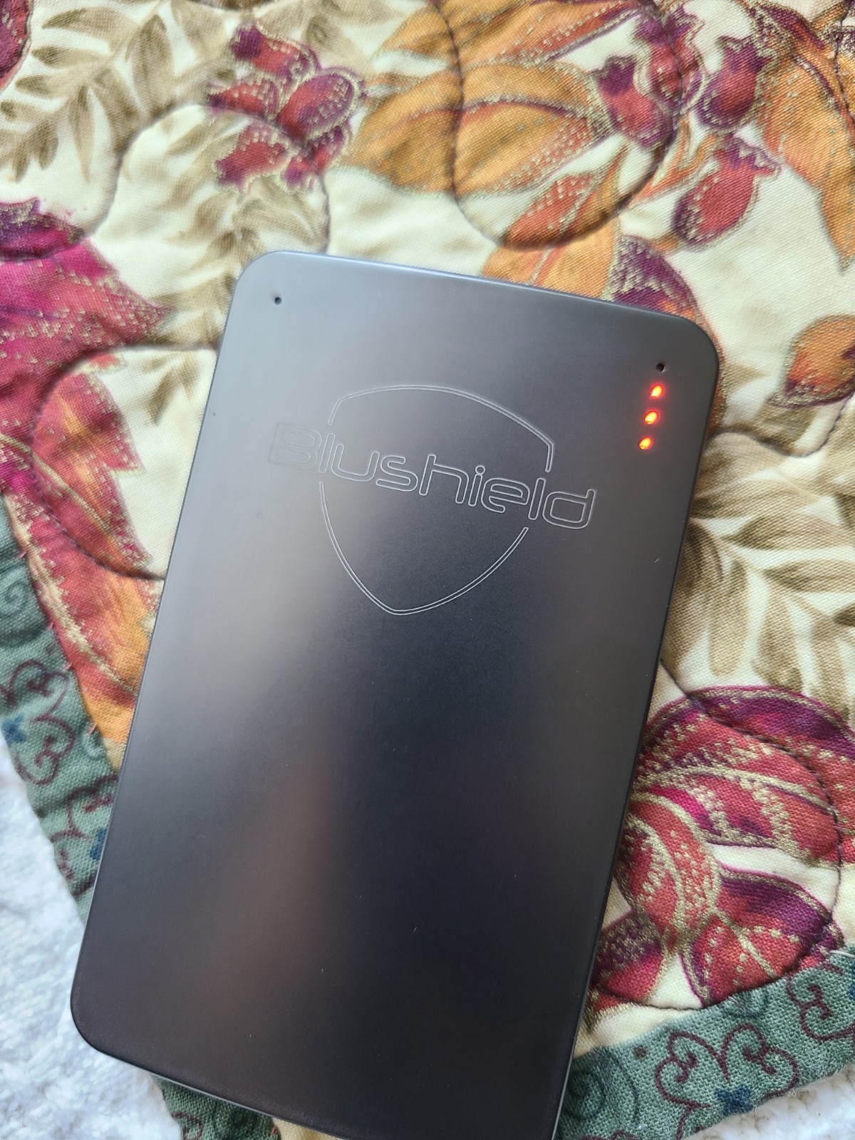 Blushield Premium Portable Series EMF Protection Device 🇨🇦 Used Great Shape!