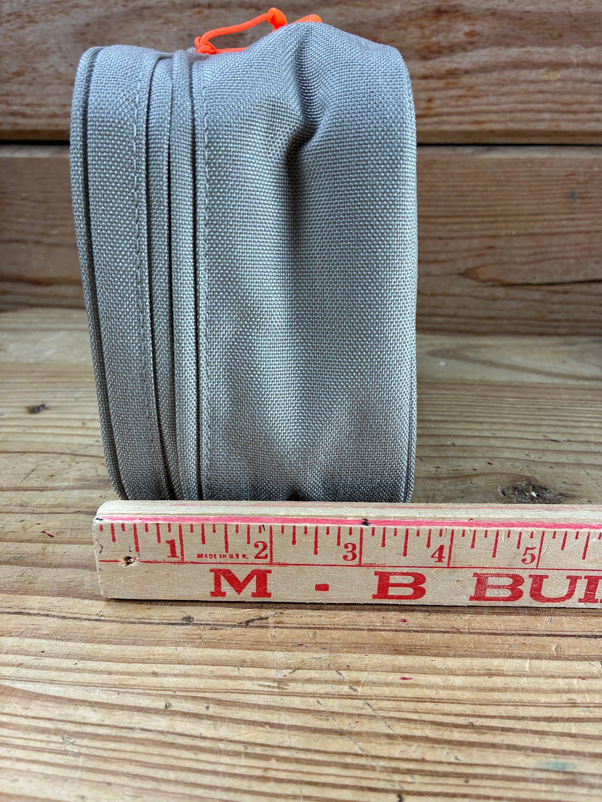 Insulated Cool Soft Side Travel Case with 2 cold packs for medication or other