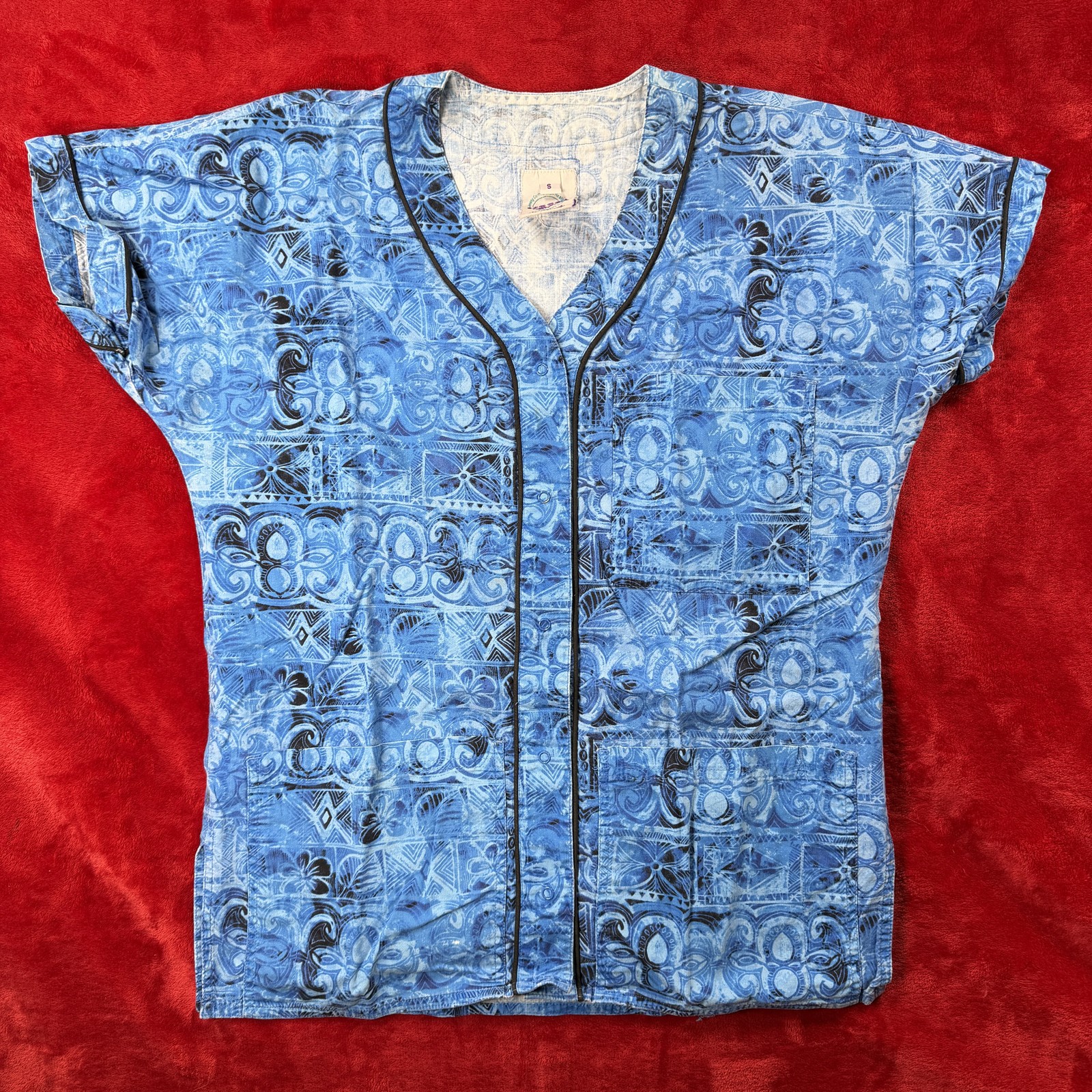 SCRUBS Blue Black Patterned V-Neck Short Sleeve Scrub Top Size S 100% Cotton