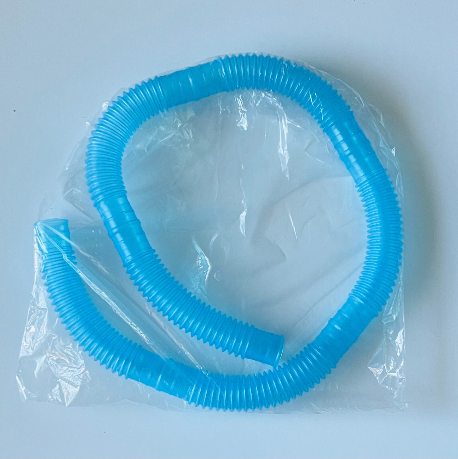 one PK Flexible Plastic Tubing Blue 36″ /3 ft L