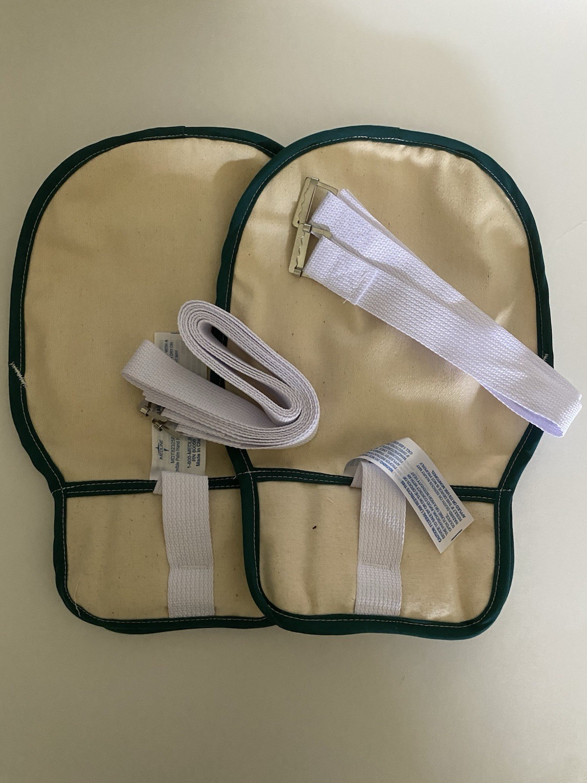 MedLine Hand Protector Mitt Restraints