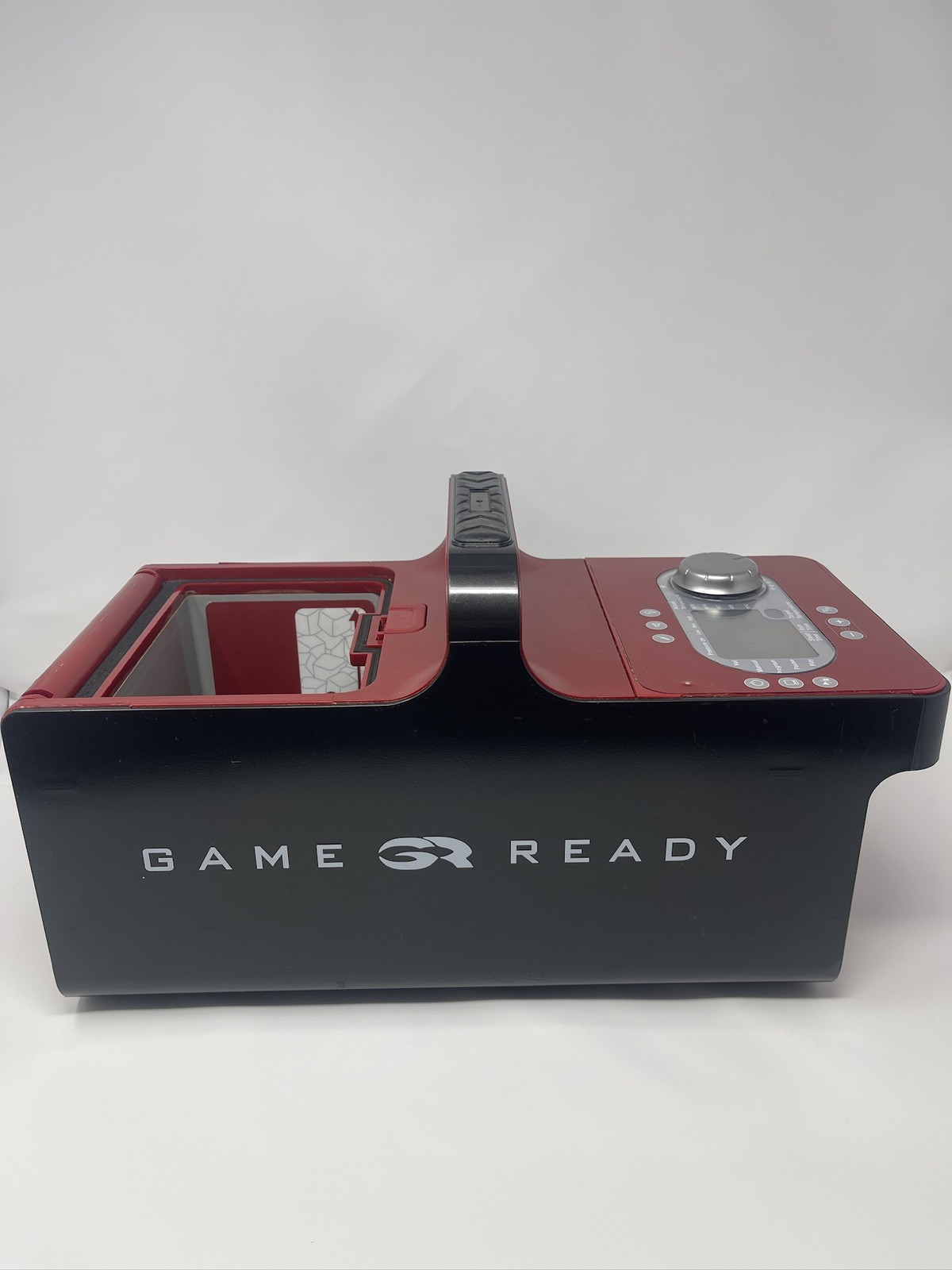 Game Ready Pro 2.1 Ice Machine Unit includes the Power Supply