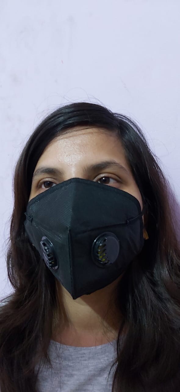 BLACK FACE MASK WITH DOUBLE RESPIRATOR VALVE HAND WASHABLE !