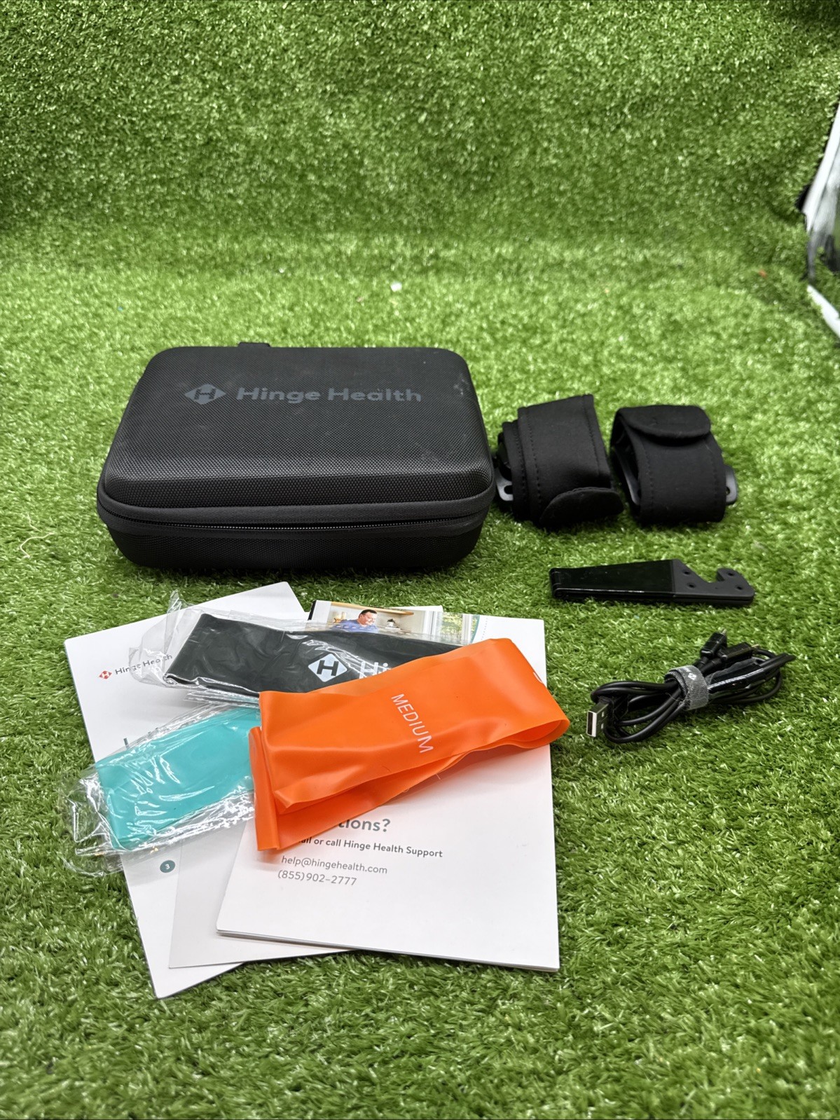 Hinge Health Exercise Therapy Kit Thigh + Shin Sensors W/ Case. V