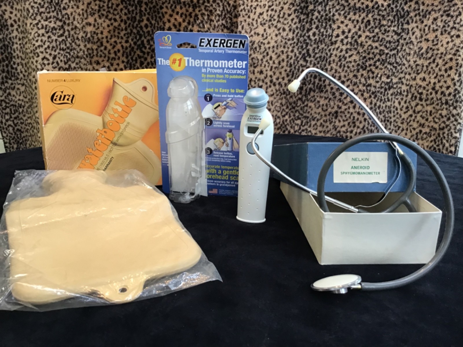Lot 3 Medical Items Scan Thermometer, Hot Water Bottle, Stethoscope UNTESTED