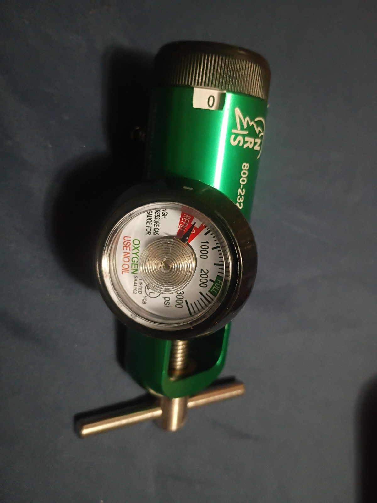 Compressed Gas/Oxygen Medical Regulator With Brass Internal