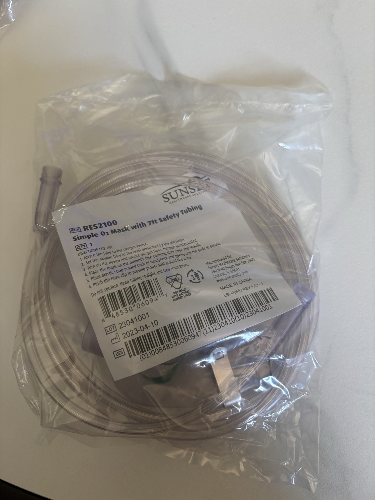 SUNSET HEALTHCARE Simple O2 Mask with 7ft Safety Tubing Item# RES2100