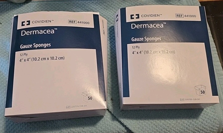 2 BOXES COVIDIEN Dermacea Sterile I.V. Drain Sponges 4″ x 4″100  2-packs 441407