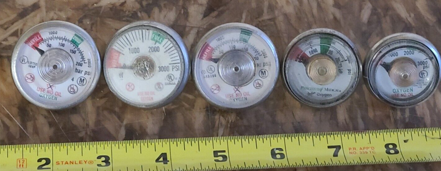 Lot of 5 Small Oxygen Gauges 0-3000 PSI (1/8″ NPT) for Oxyen Regulator’s