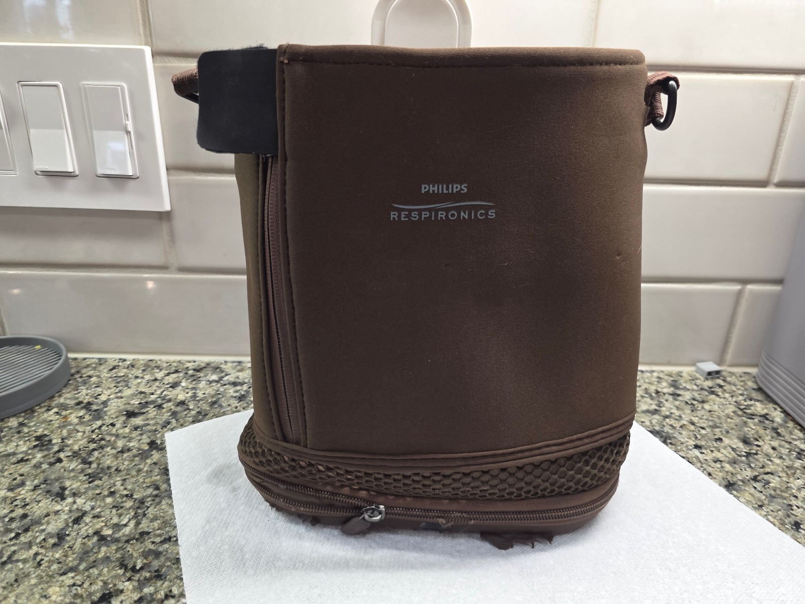 Philips Respironics Carrying Case Bag for SimplyGo Mini Portable Brown & Green.
