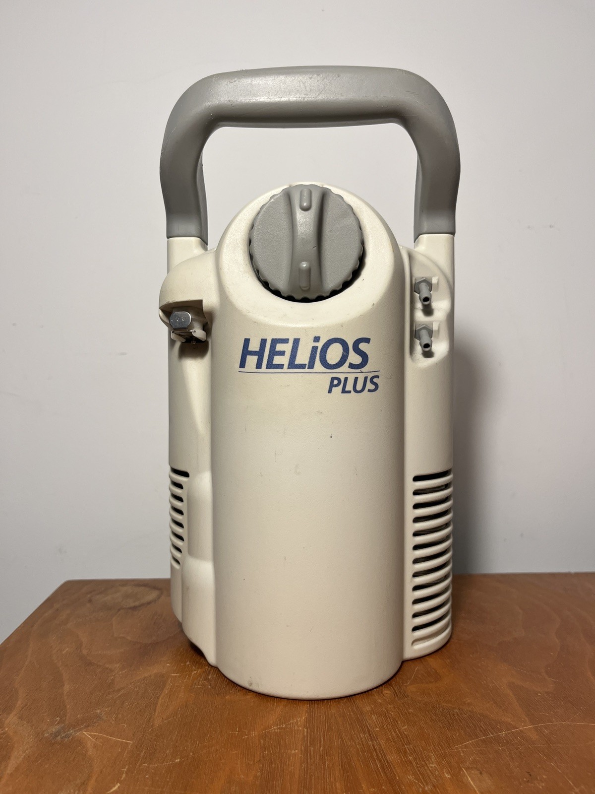 Helios 300 Plus Portable liquid oxygen storage