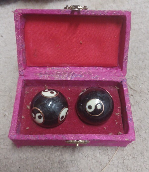 Rare Chinese BaoDing Iron Yin Yang Balls for relaxation w/ Musical Chimes in Box
