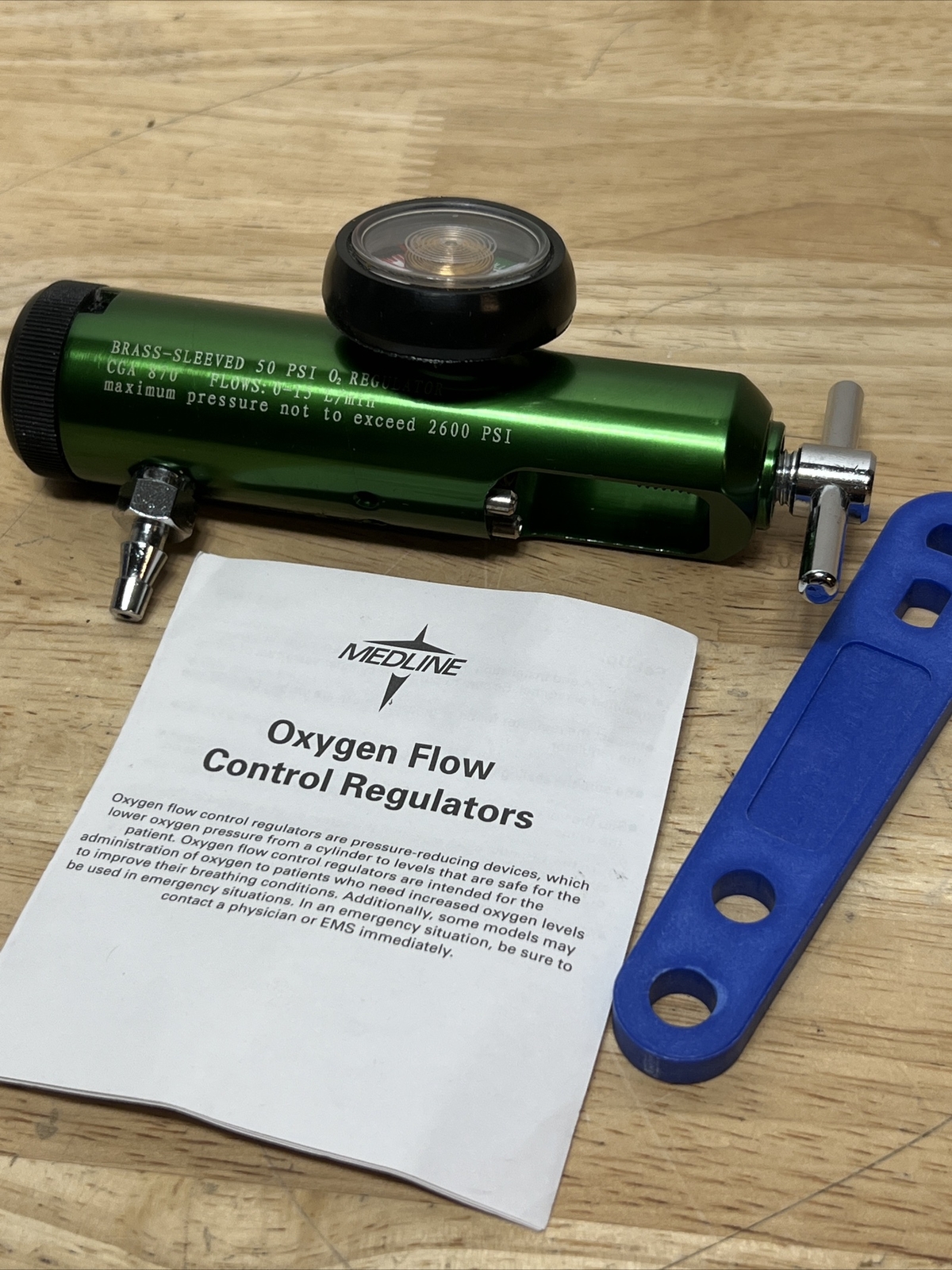 MEDLINE Oxygen O2 Tank Regulator HCS8715M 50 PSI CGA 870 Brass Sleeved Green