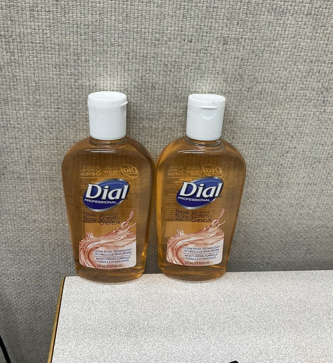 Body & Hair Care, Peach Scent, 7.5oz Flip-Cap Bottle LOT2