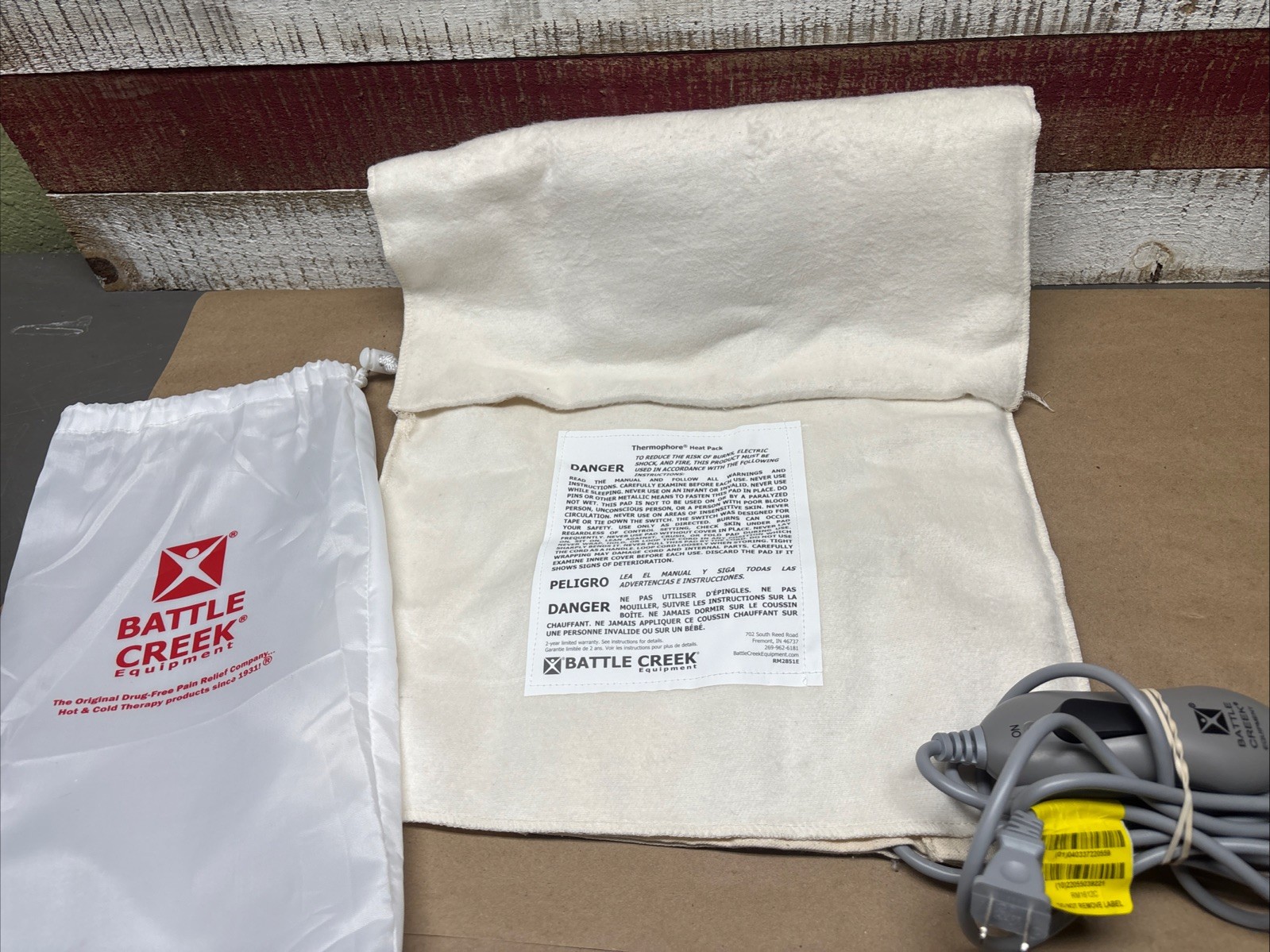 Vintage Thermophore Automatic Moist Heat Pack Battle Creek Heating Pad 28X15”