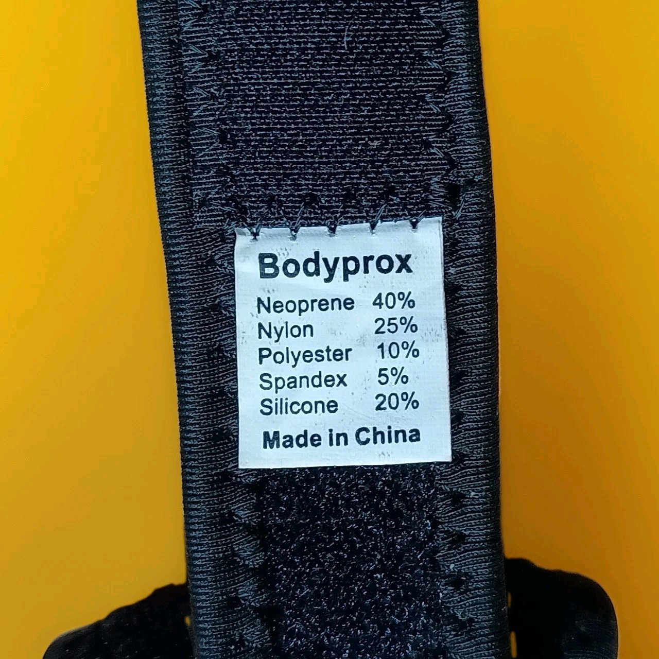 Bodyprox Patellar Knee Strap – Adjustable Support Brace for Knee Pain Relief