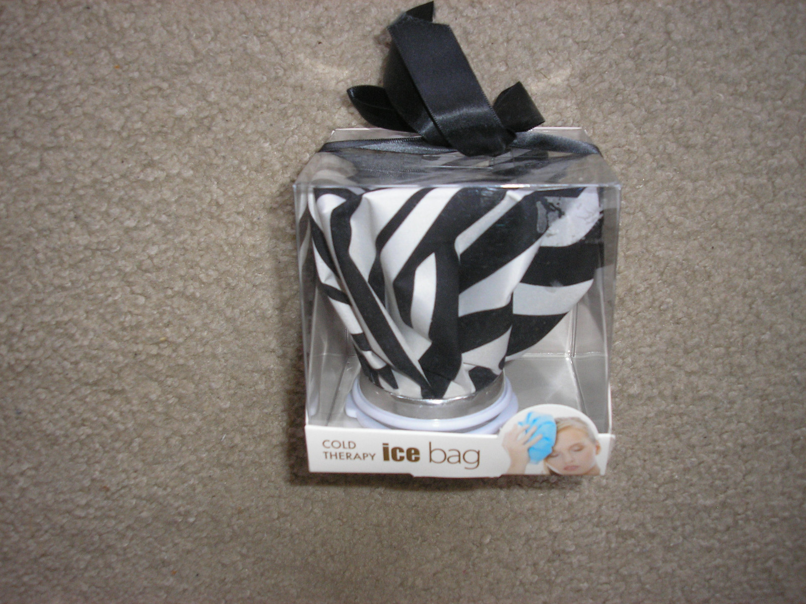 Brand New Cold Therapy Ice Bag Black and White Striped London Bath & Beauty