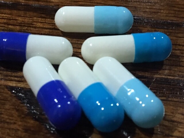 Aqua Blue and White Size 3 Empty Gelatin Capsules also known as Gelcaps