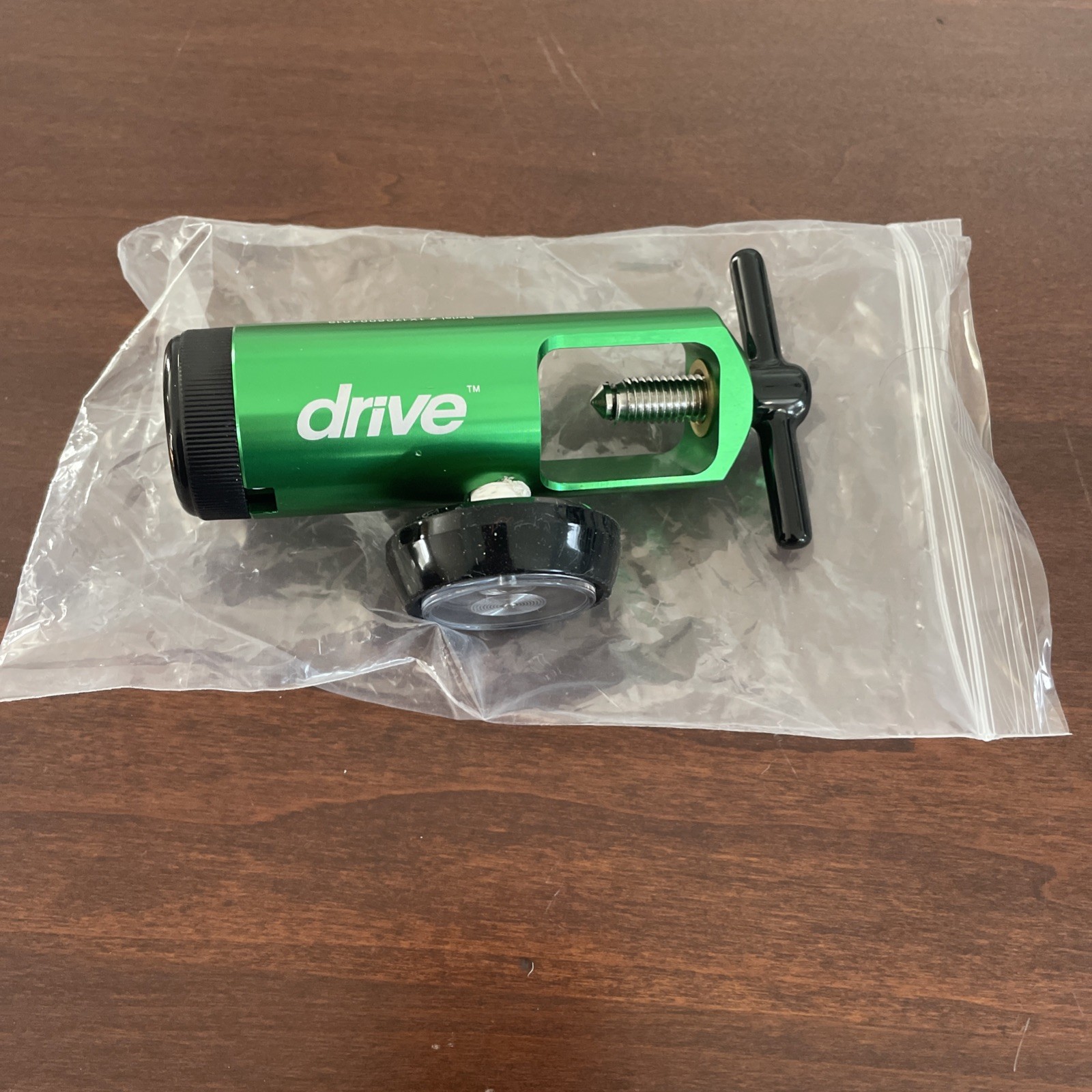 Drive Medical Mini Oxygen Tank Regulator 18302GMN Green