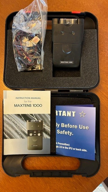 MAXTENS 1000 Analog TENS Unit includes 4 Electrodes – 2 New Packs Of Electodes