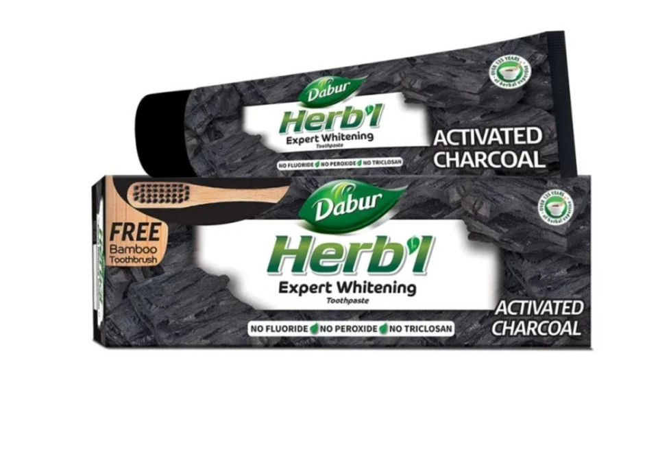1 Pack X Dabur Herbal Expert Whitening Toothpaste Activated Charcoal+ Toothbrush