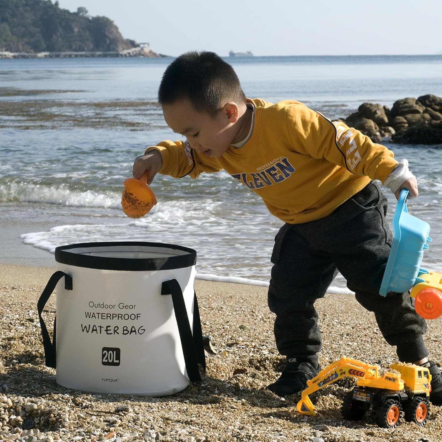 YUMQUA Collapsible Bucket 5 Gallon, Multifunctional Portable Folding White