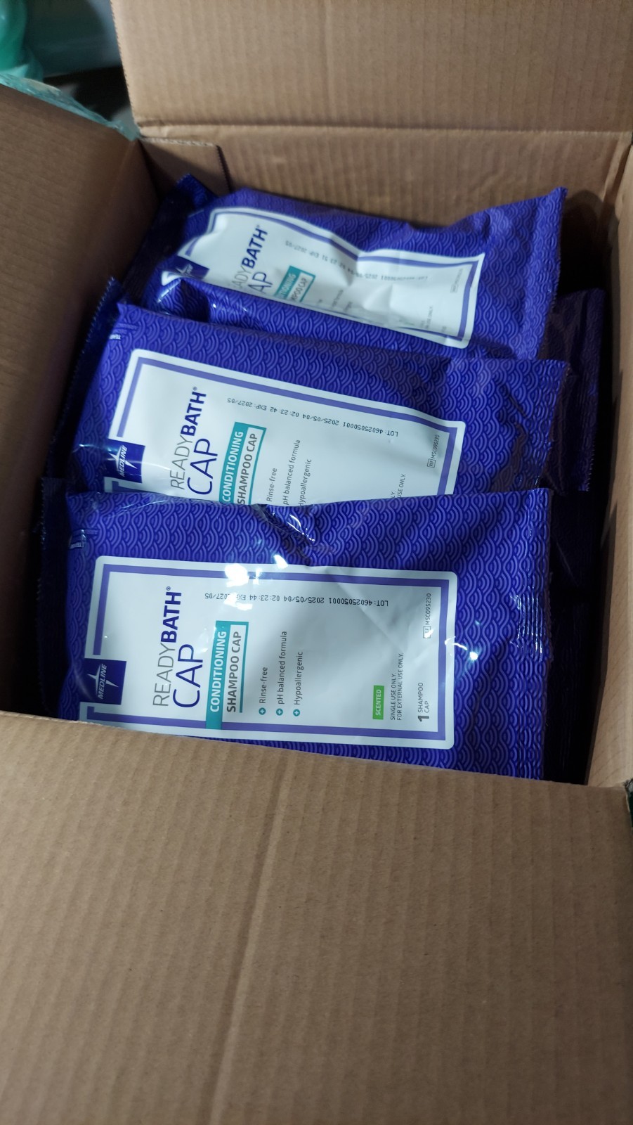Lot Of 30 Medline ReadyBath Cap Conditioning Shampoo Cap Scented Single Use