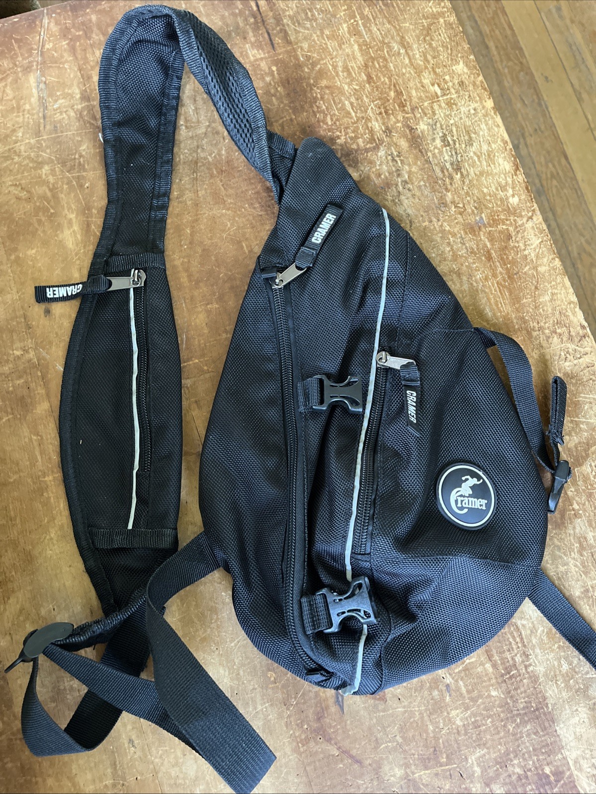 Cramer Sling Messenger Pack Elite Athletic Training Black Bag Running Zipper