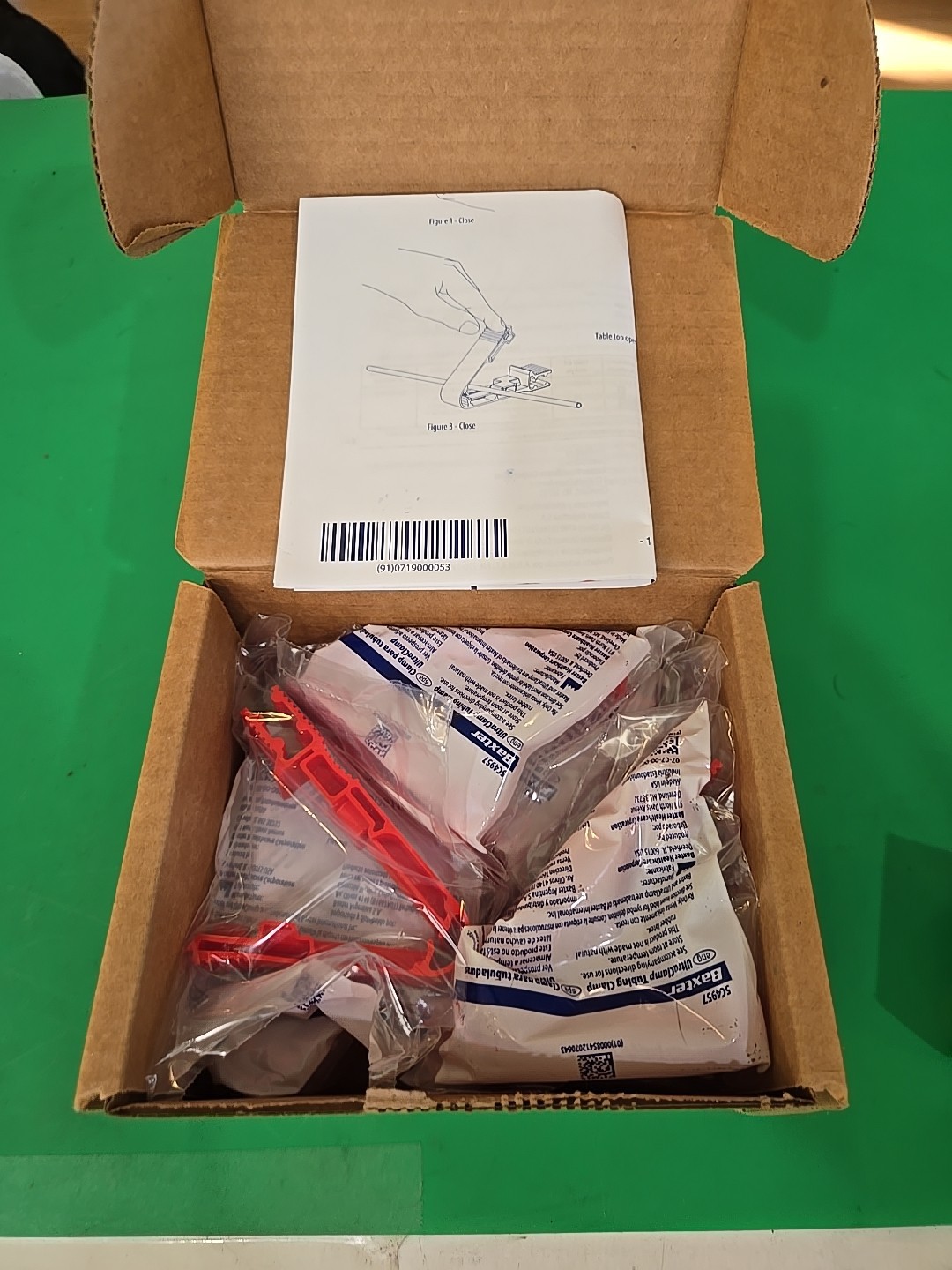 New Baxter UltraClamp Tubing Clamp Medical 5C4957 – 9 Factory Sealed reusable(f)