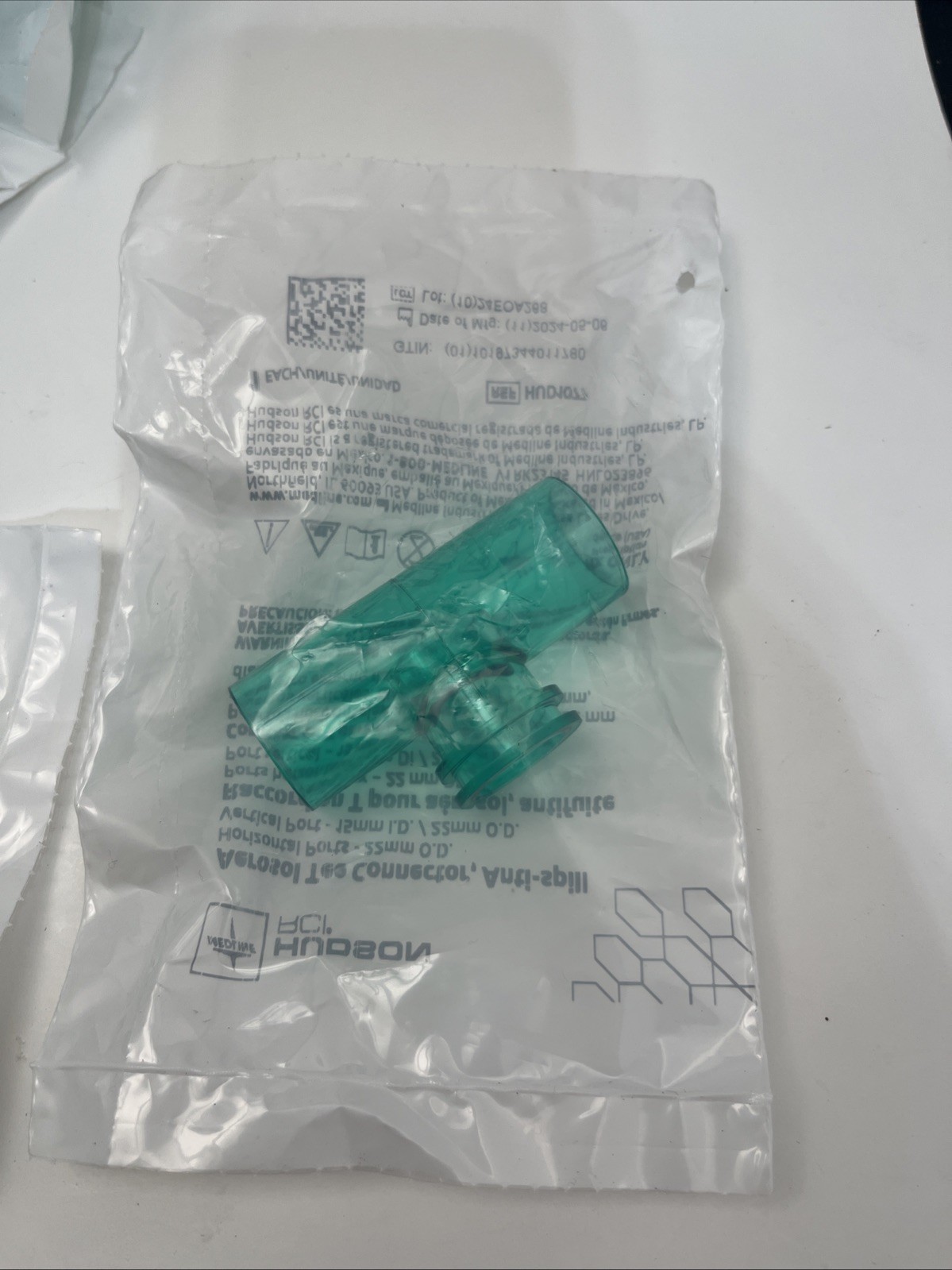Medline Hudson RCI Aerosol Tee Connector, Anti-Spill Lot/40 NEW SEALED
