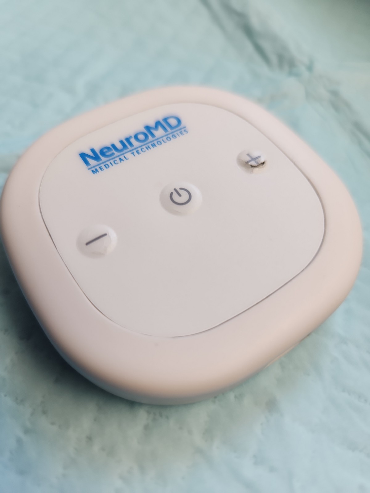 NeuroMD Corrective Therapy Device Wireless NMES Stimulator Only(Cracked Buttons)