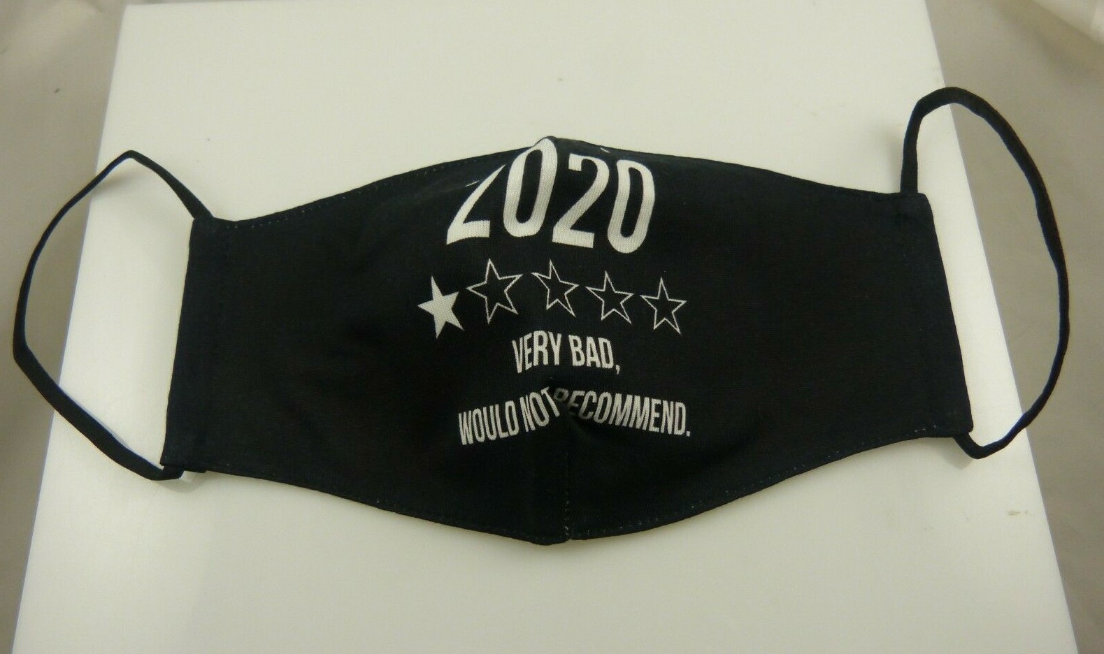 2020 1 star very bad face mask black white adult size