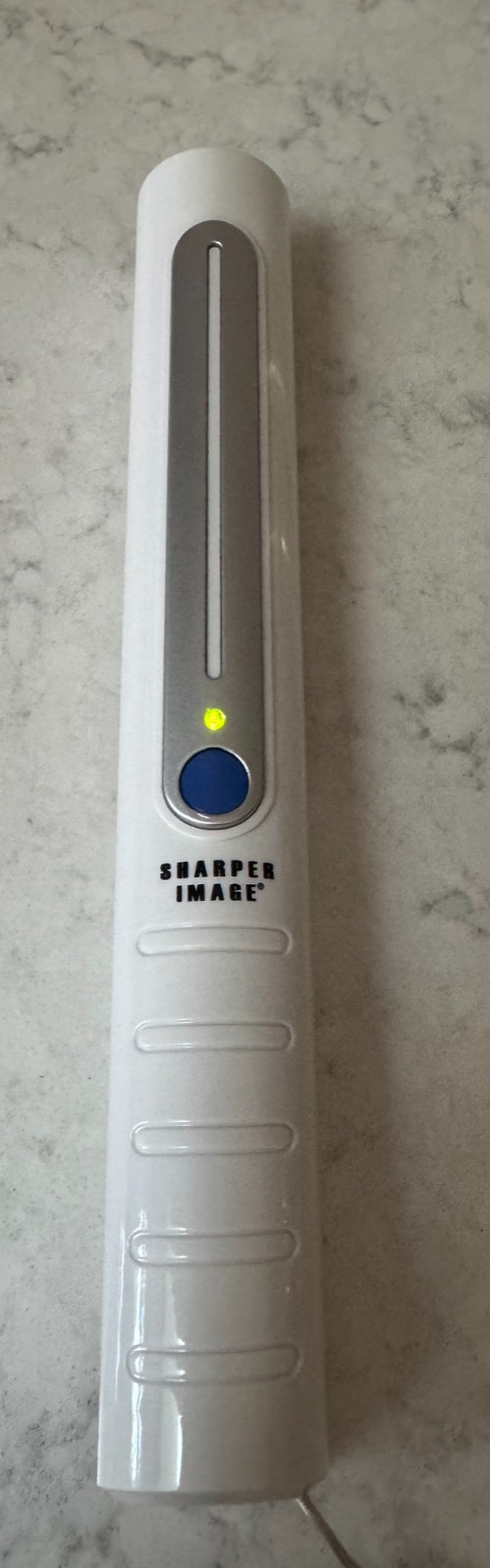 Sharper Image Travel UV-C Light Kills 99.99% of all germs – 4 AA batteries